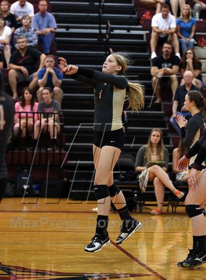 Thumbnail 3 in Vandegrift @ Rouse photogallery.
