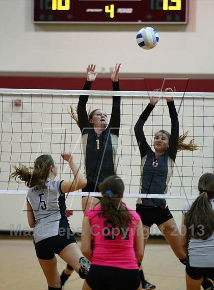 Thumbnail 2 in Vandegrift @ Rouse photogallery.