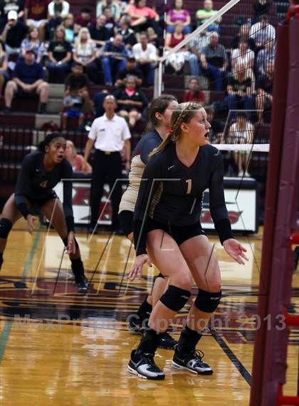 Thumbnail 1 in Vandegrift @ Rouse photogallery.