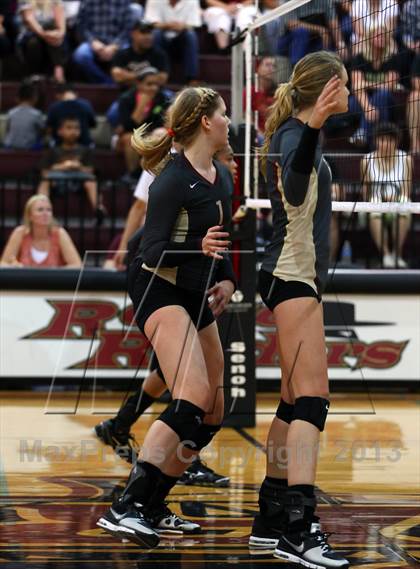 Thumbnail 2 in Vandegrift @ Rouse photogallery.