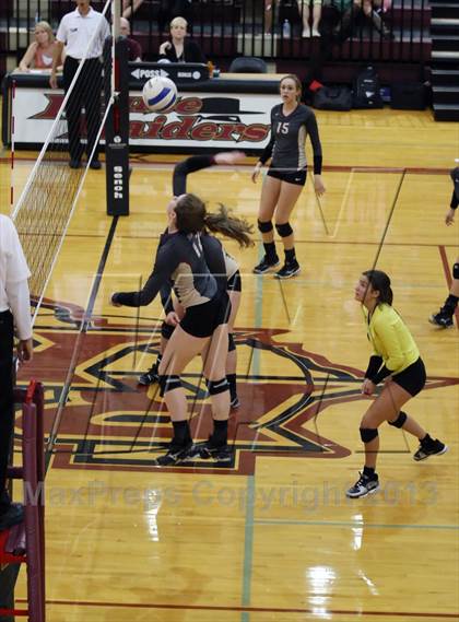Thumbnail 2 in Vandegrift @ Rouse photogallery.