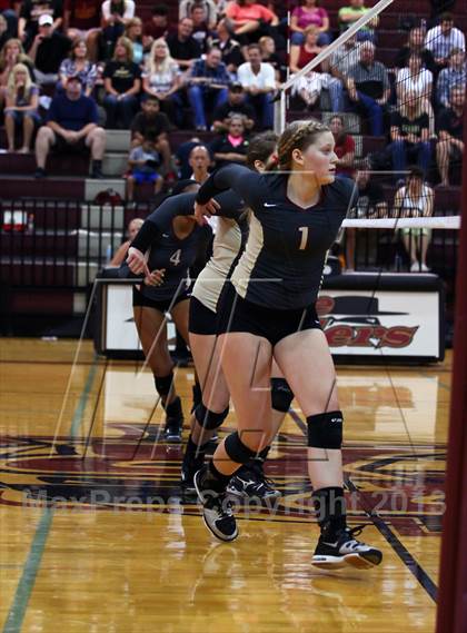 Thumbnail 1 in Vandegrift @ Rouse photogallery.