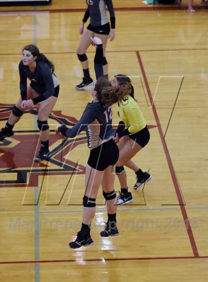 Thumbnail 1 in Vandegrift @ Rouse photogallery.