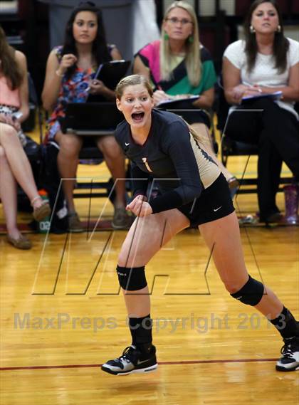 Thumbnail 3 in Vandegrift @ Rouse photogallery.