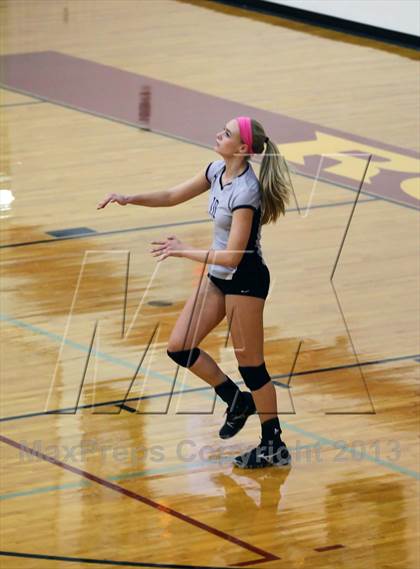 Thumbnail 1 in Vandegrift @ Rouse photogallery.
