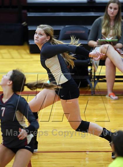Thumbnail 2 in Vandegrift @ Rouse photogallery.