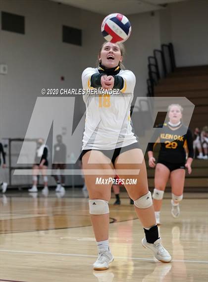 Thumbnail 3 in Klein Oak vs New Caney photogallery.