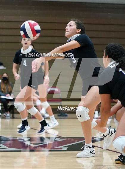 Thumbnail 2 in Klein Oak vs New Caney photogallery.