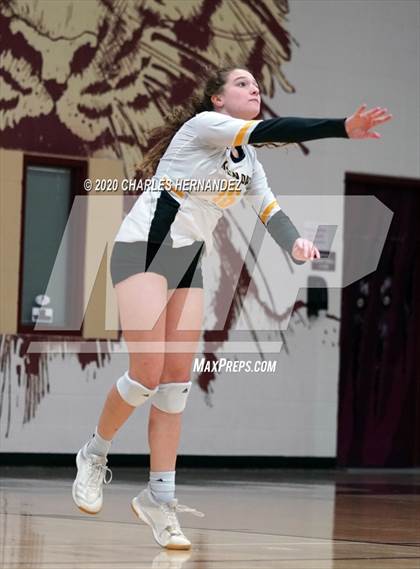 Thumbnail 3 in Klein Oak vs New Caney photogallery.