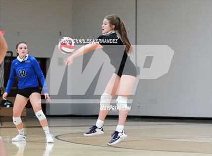 Thumbnail 2 in Klein Oak vs New Caney photogallery.