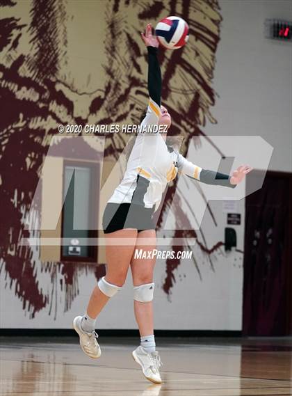 Thumbnail 2 in Klein Oak vs New Caney photogallery.