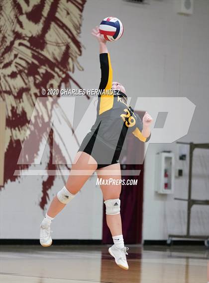 Thumbnail 3 in Klein Oak vs New Caney photogallery.