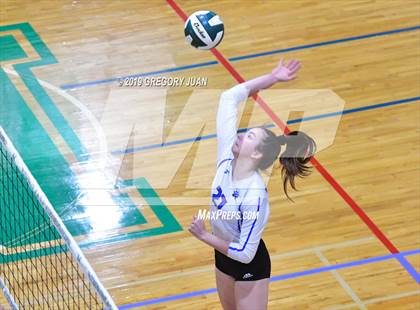 Thumbnail 1 in Mandeville vs Warren Easton (Newman Tournament) photogallery.