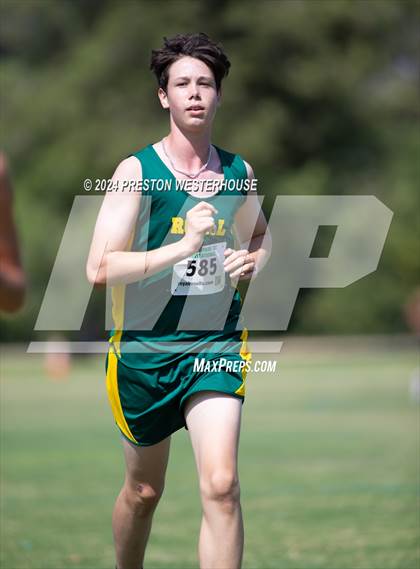 Thumbnail 1 in Moorpark Invitational (Softmore) photogallery.