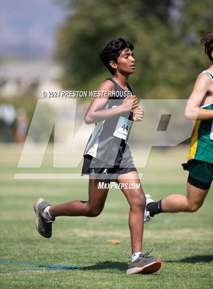 Thumbnail 2 in Moorpark Invitational (Softmore) photogallery.