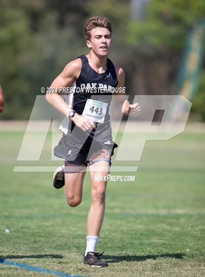 Thumbnail 2 in Moorpark Invitational (Softmore) photogallery.