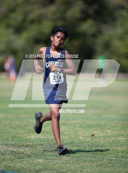 Thumbnail 2 in Moorpark Invitational (Softmore) photogallery.