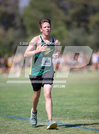 Thumbnail 1 in Moorpark Invitational (Softmore) photogallery.