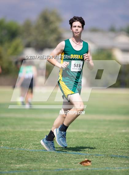 Thumbnail 1 in Moorpark Invitational (Softmore) photogallery.