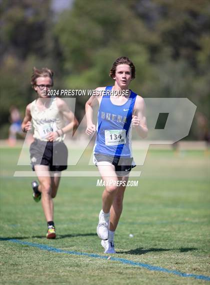 Thumbnail 2 in Moorpark Invitational (Softmore) photogallery.