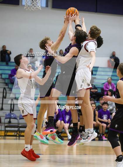 Thumbnail 2 in Tooele vs. Juab (Eagle Holiday Shootout) photogallery.