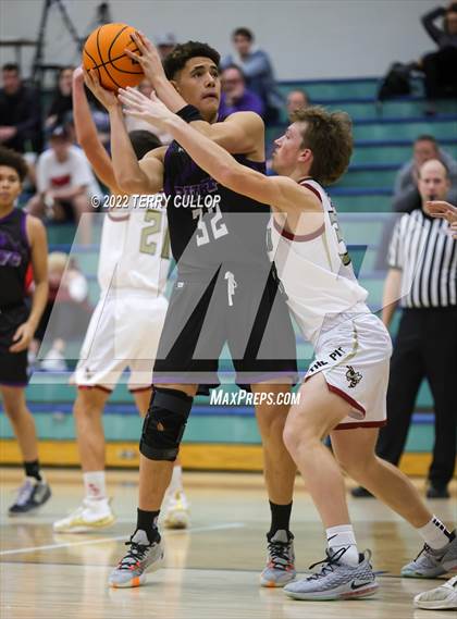 Thumbnail 3 in Tooele vs. Juab (Eagle Holiday Shootout) photogallery.