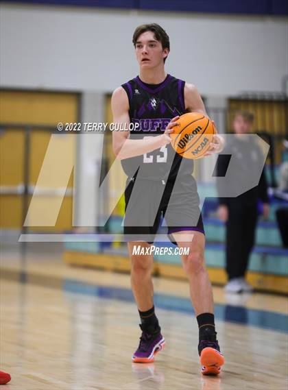 Thumbnail 2 in Tooele vs. Juab (Eagle Holiday Shootout) photogallery.
