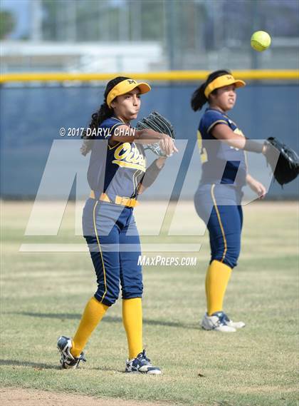 Thumbnail 2 in Montebello @ Alhambra photogallery.
