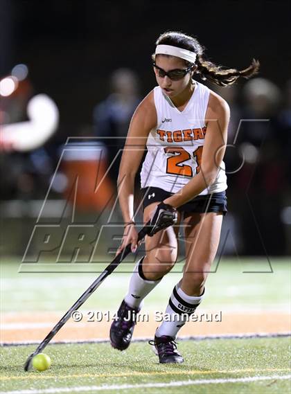 Thumbnail 3 in Mamaroneck vs Suffern (Section 1 Class A Semifinal) photogallery.
