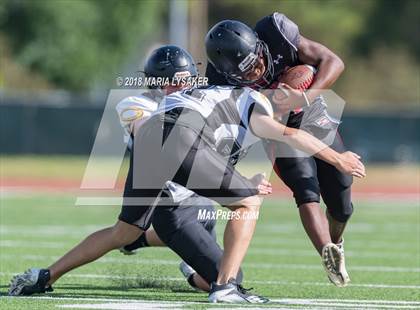 Thumbnail 2 in Klein Oak @ Langham Creek (sophomore) photogallery.