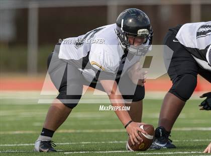 Thumbnail 2 in Klein Oak @ Langham Creek (sophomore) photogallery.