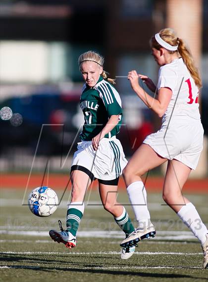 Thumbnail 1 in Mehlville vs Bishop DuBourg (Lutheran South Tournament) photogallery.