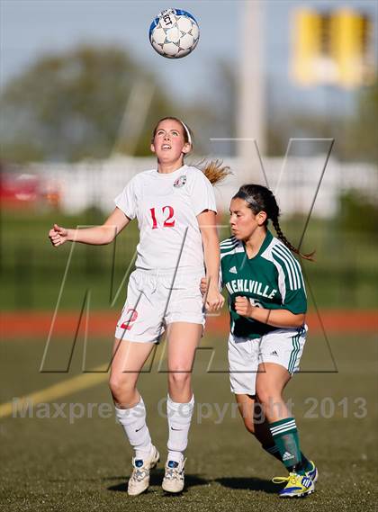 Thumbnail 3 in Mehlville vs Bishop DuBourg (Lutheran South Tournament) photogallery.