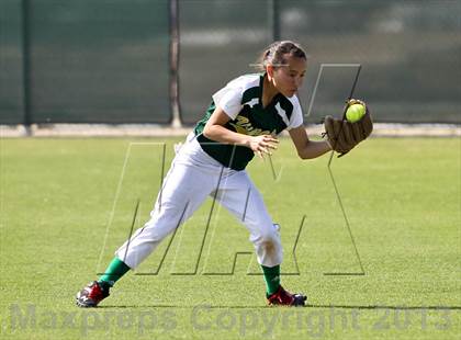 Thumbnail 2 in Mira Monte vs West (Mira Monte Invitational) photogallery.