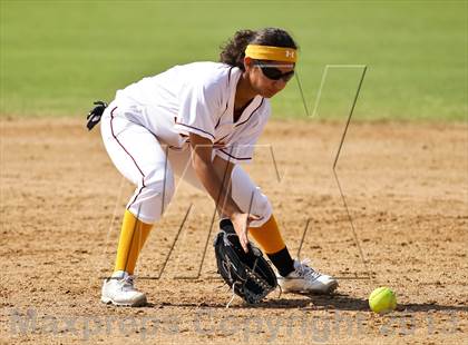 Thumbnail 1 in Mira Monte vs West (Mira Monte Invitational) photogallery.