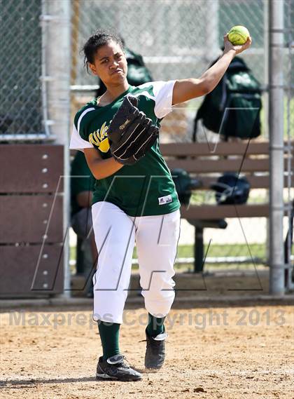 Thumbnail 2 in Mira Monte vs West (Mira Monte Invitational) photogallery.