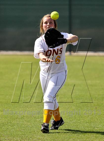 Thumbnail 2 in Mira Monte vs West (Mira Monte Invitational) photogallery.