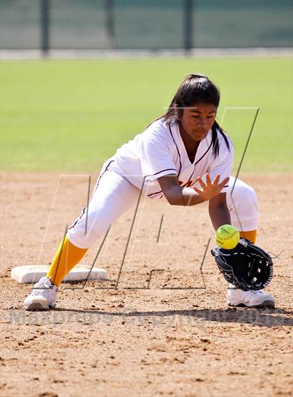 Thumbnail 3 in Mira Monte vs West (Mira Monte Invitational) photogallery.
