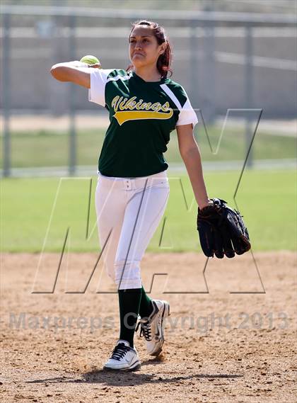 Thumbnail 3 in Mira Monte vs West (Mira Monte Invitational) photogallery.