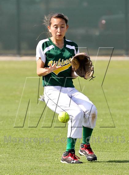 Thumbnail 2 in Mira Monte vs West (Mira Monte Invitational) photogallery.
