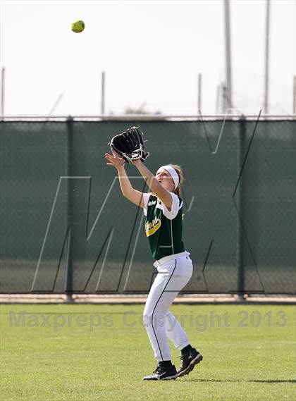 Thumbnail 2 in Mira Monte vs West (Mira Monte Invitational) photogallery.