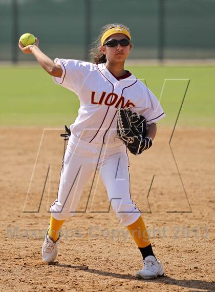 Thumbnail 3 in Mira Monte vs West (Mira Monte Invitational) photogallery.