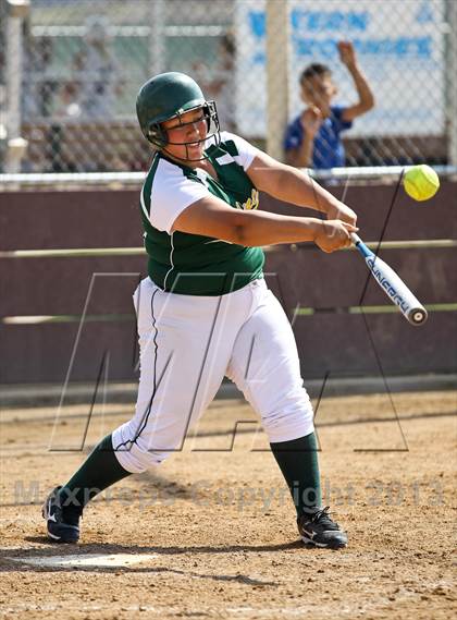 Thumbnail 3 in Mira Monte vs West (Mira Monte Invitational) photogallery.
