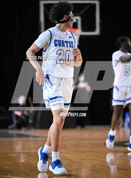 Thumbnail 1 in Curtis vs. Gonzaga Prep (WIAA 4A Round 2 State Playoff)  photogallery.