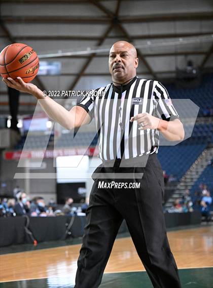 Thumbnail 3 in Curtis vs. Gonzaga Prep (WIAA 4A Round 2 State Playoff)  photogallery.