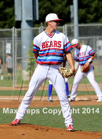 Thumbnail 2 in Grant vs Buchanan (Boras Classic - North Bracket) photogallery.