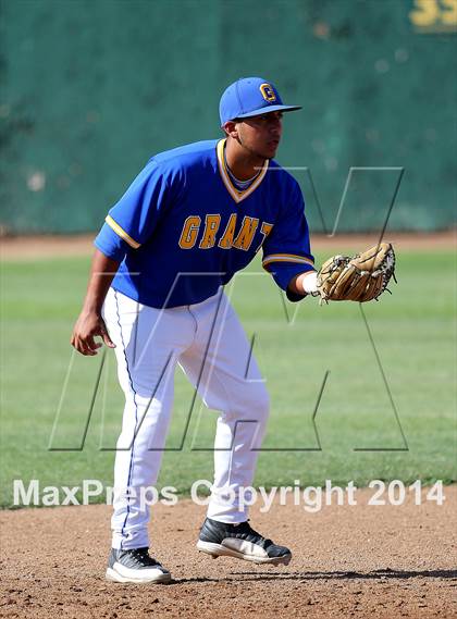 Thumbnail 2 in Grant vs Buchanan (Boras Classic - North Bracket) photogallery.