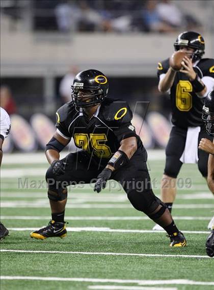 Thumbnail 3 in Klein Oak vs. Notre Dame (Kirk Herbstreit Varsity Football Series) photogallery.