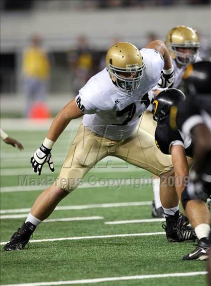 Thumbnail 3 in Klein Oak vs. Notre Dame (Kirk Herbstreit Varsity Football Series) photogallery.