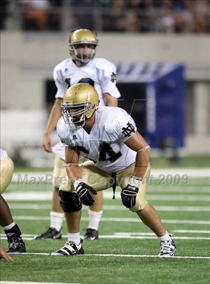 Thumbnail 1 in Klein Oak vs. Notre Dame (Kirk Herbstreit Varsity Football Series) photogallery.